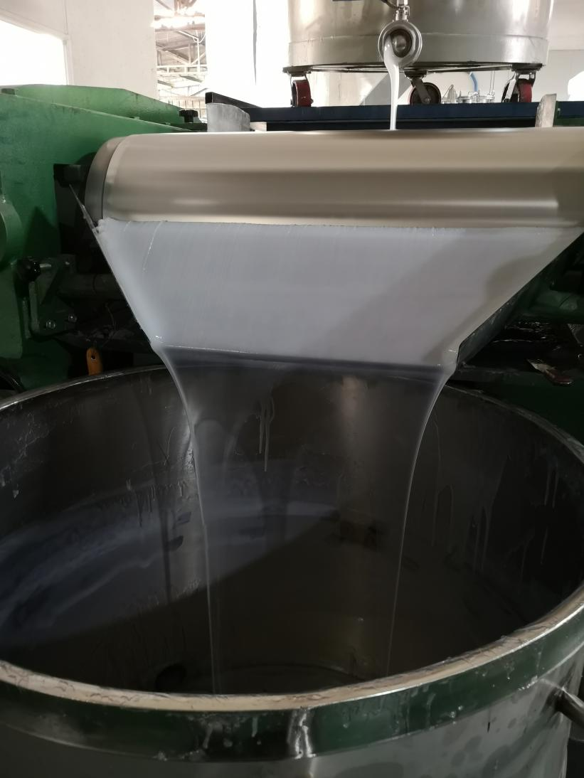 影響模具硅膠粘性因素有哪些？
