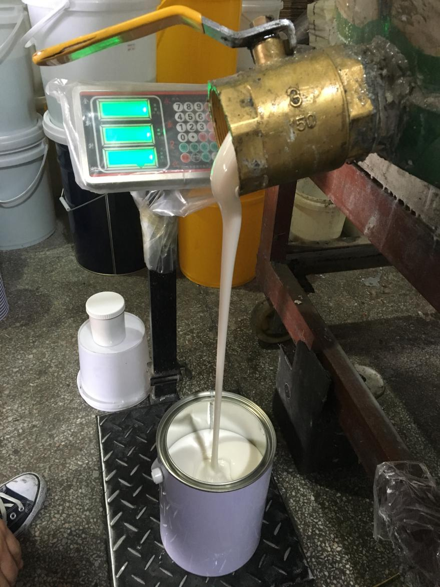液態(tài)硅膠產(chǎn)品出現(xiàn)流紋路的原因是什么？
