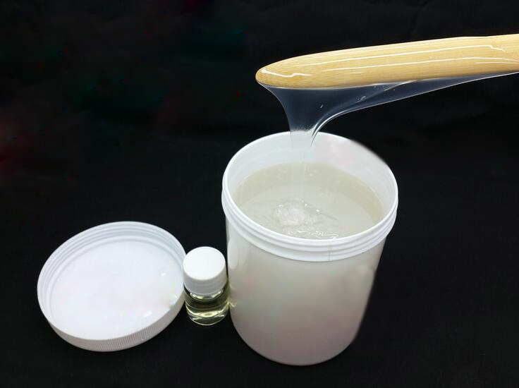 生產(chǎn)高端液態(tài)硅膠制品有什么方法？